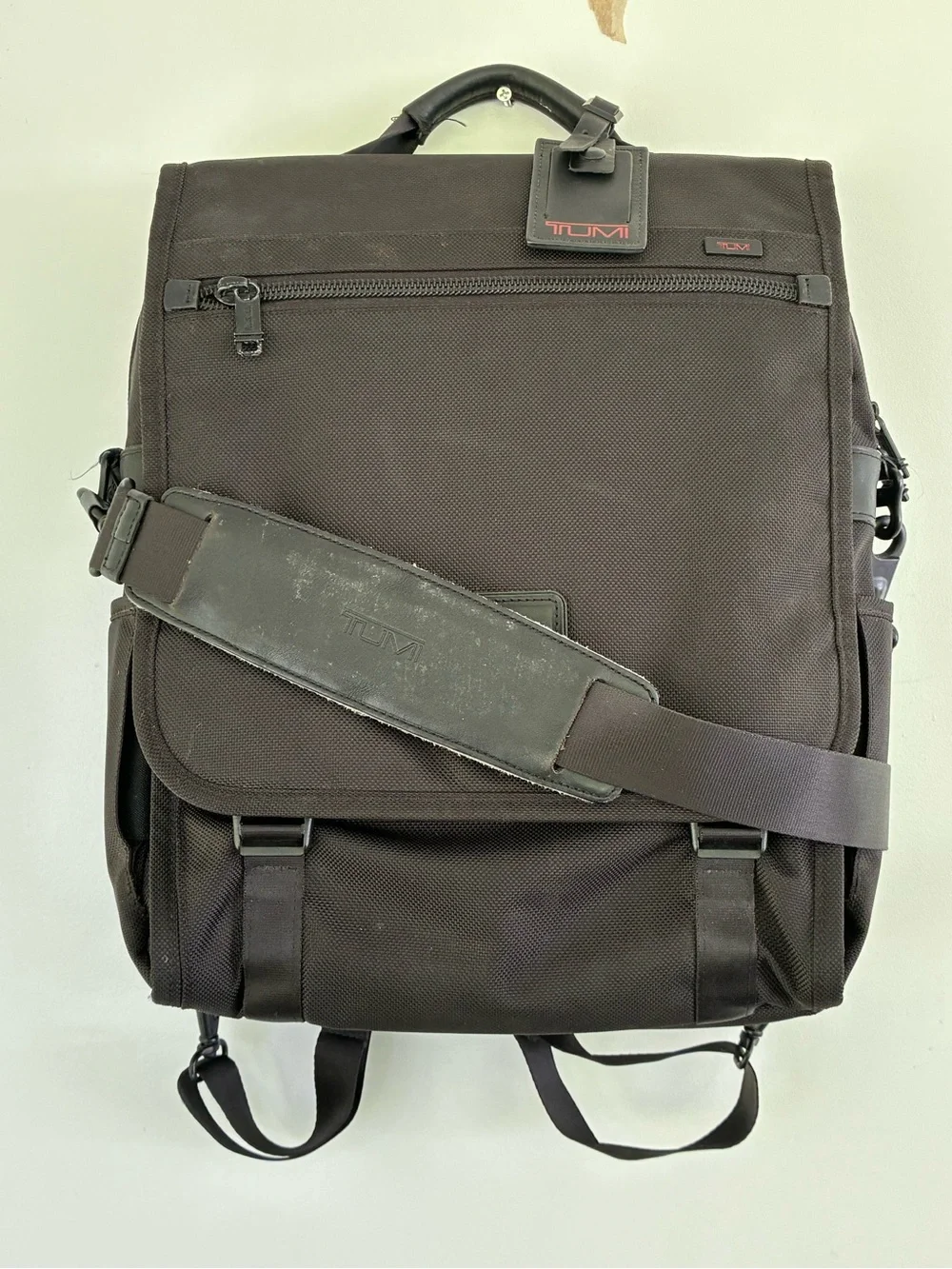 Tumi Black Nylon Convertible Backpack Shoulder Strap Messenger Bag